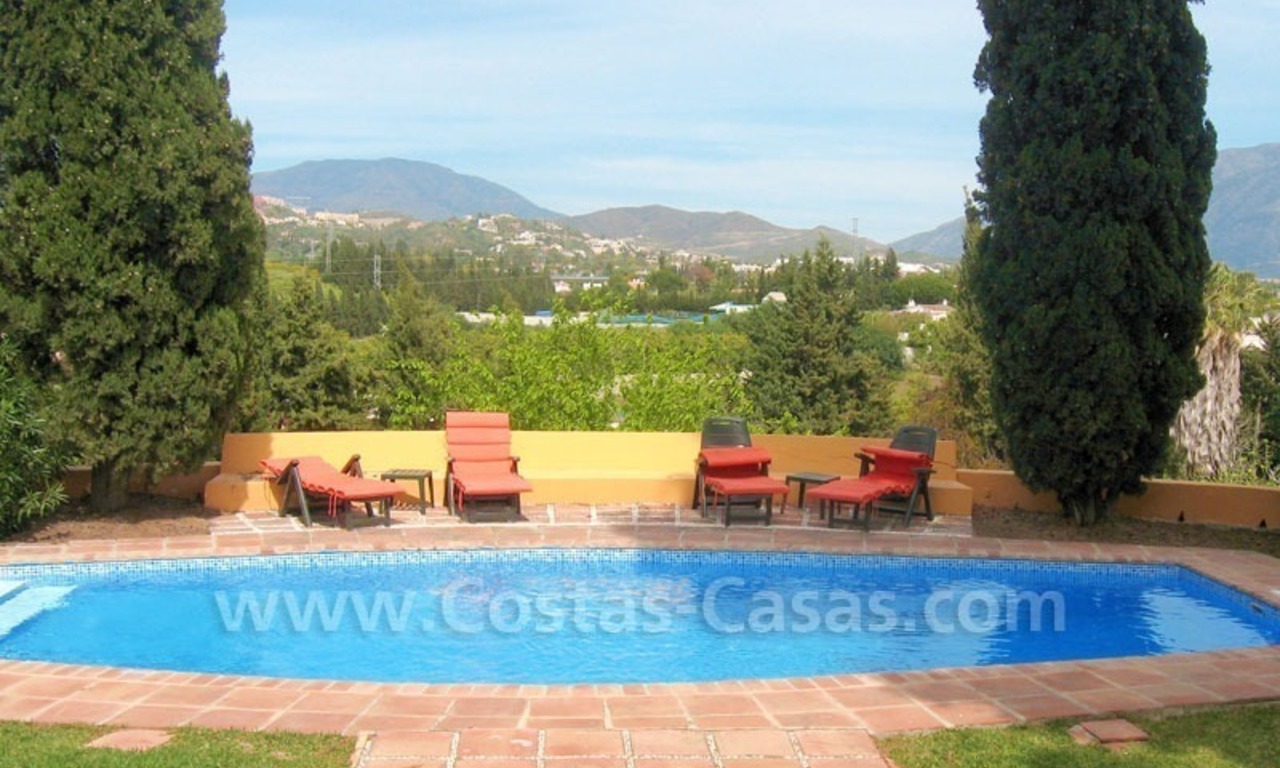 Villa de style rustique avec des écuries et enclos à vendre dans Marbella sur la Costa del Sol 12