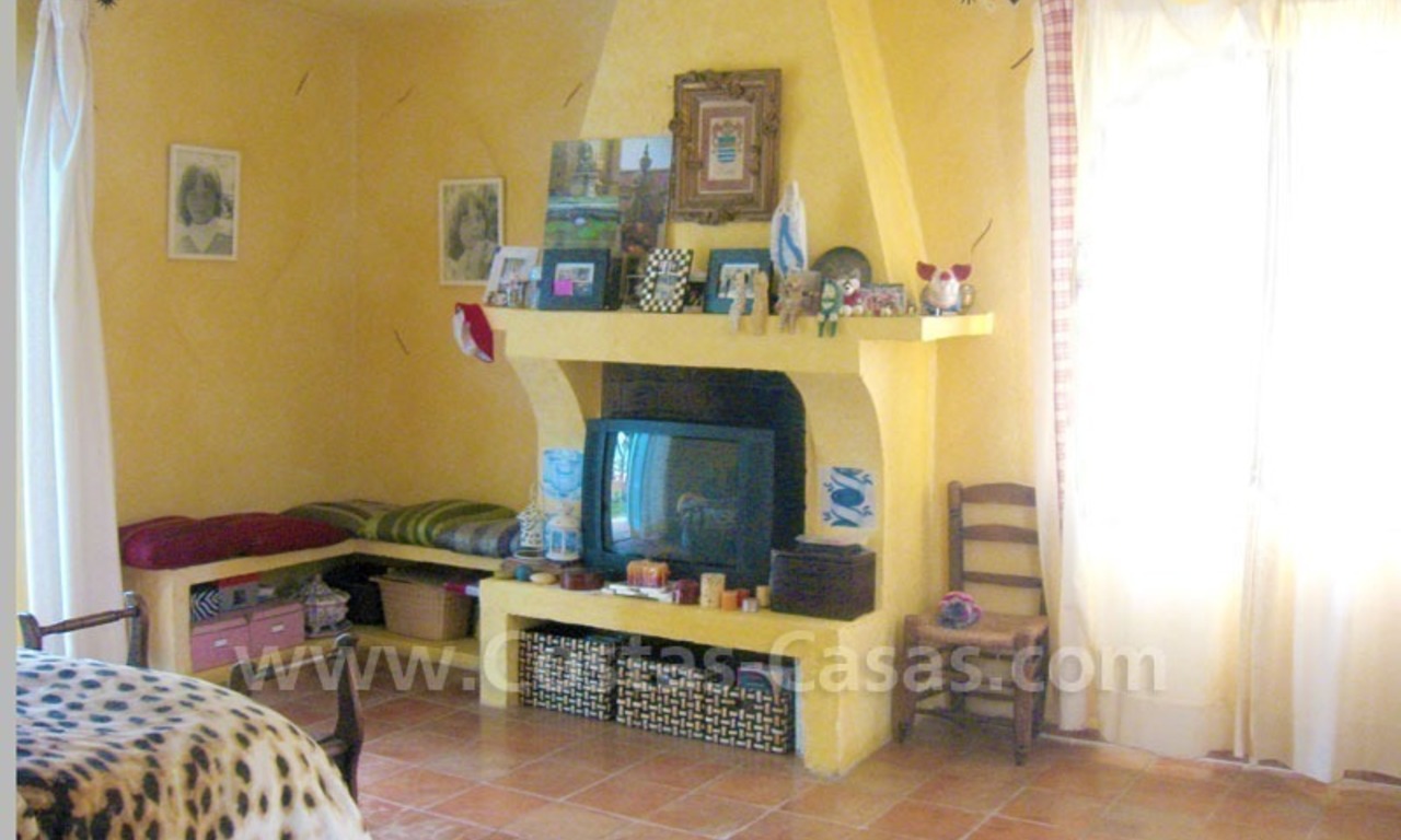 Villa de style rustique avec des écuries et enclos à vendre dans Marbella sur la Costa del Sol 25
