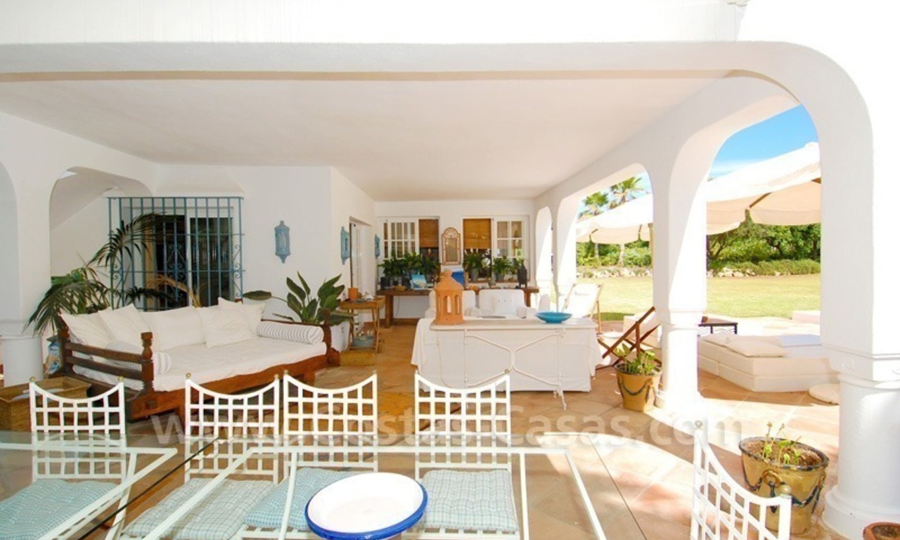 Villa détachée totalement rénovée, près de la plage à vendre à Marbella 8