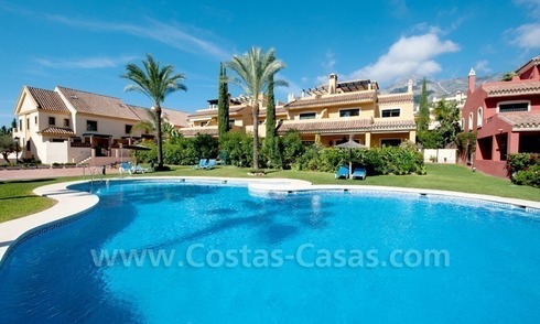 Maison mitoyenne à vendre sur la Mille d' Or à Marbella 