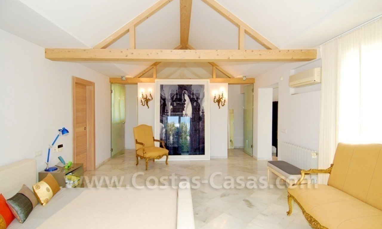 Villa de luxe de style moderne à vendre à Sierra Blanca, Marbella 22