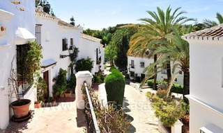 Appartement exclusif à vendre dans un village andalou dans le coeur de la Mille d' Or, Marbella - Puerto Banús 3