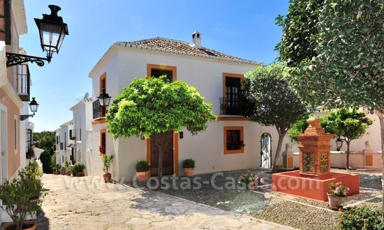 Appartement exclusif à vendre dans un village andalou dans le coeur de la Mille d' Or, Marbella - Puerto Banús 6