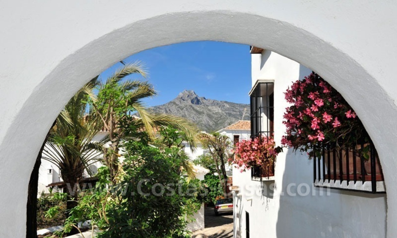 Appartement exclusif à vendre dans un village andalou dans le coeur de la Mille d' Or, Marbella - Puerto Banús 15