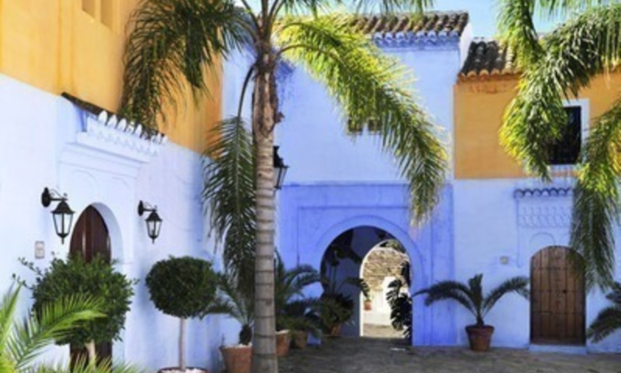 Appartement exclusif à vendre dans un village andalou dans le coeur de la Mille d' Or, Marbella - Puerto Banús 10