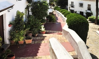 Appartement exclusif à vendre dans un village andalou dans le coeur de la Mille d' Or, Marbella - Puerto Banús 14