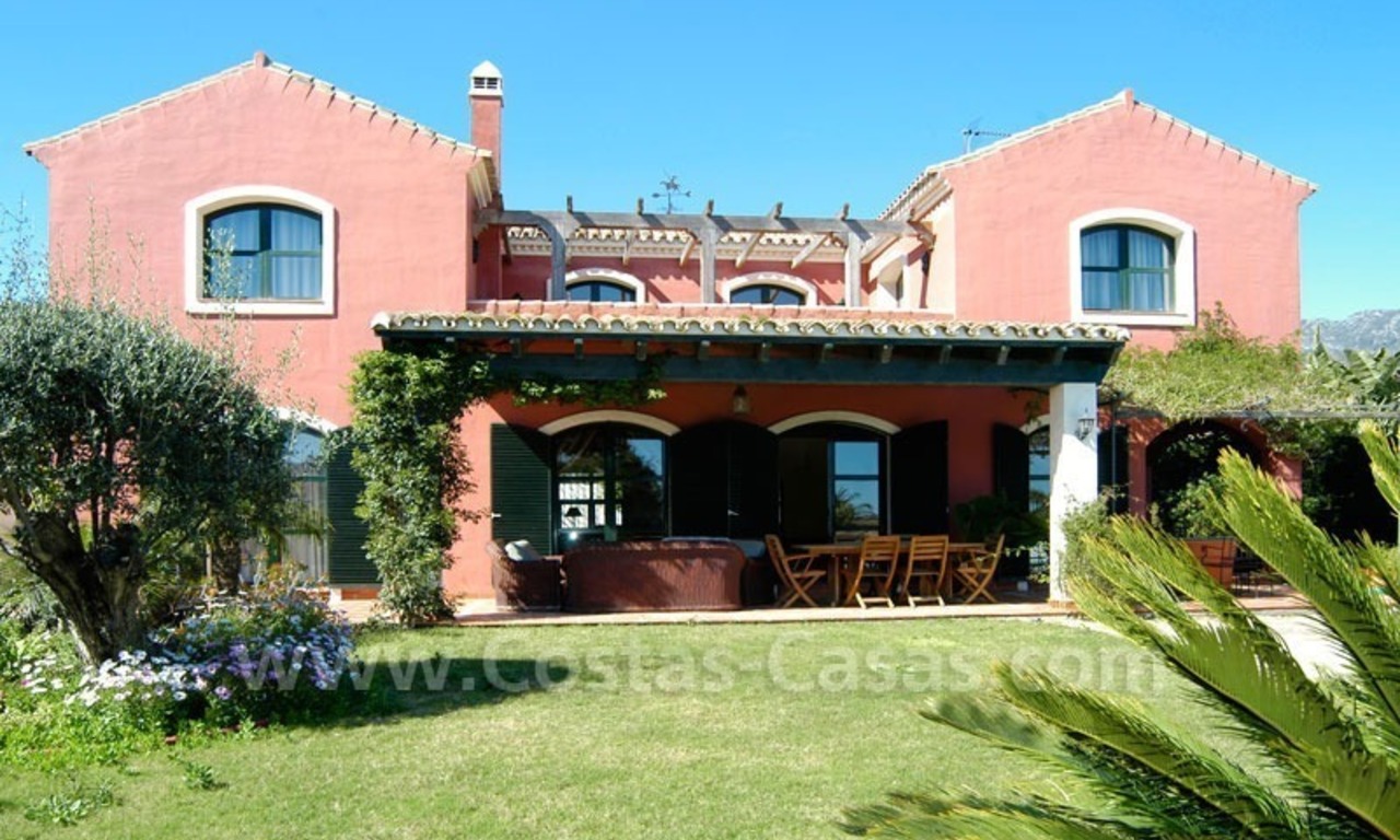 Villa classique à acheter dans le centre de Marbella 1