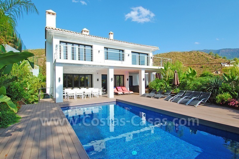 Villa exclusive de style contemporaine à acheter dans la zone de Marbella - Benahavis