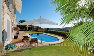 Villa confortable de style méditerranéenne à acheter dans la zone de Marbella - Benahavis 2
