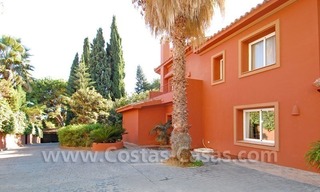 Villa sur un grand terrain à vendre sur le Golden Mile à Marbella 10