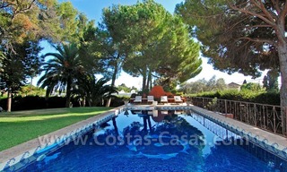 Villa sur un grand terrain à vendre sur le Golden Mile à Marbella 1