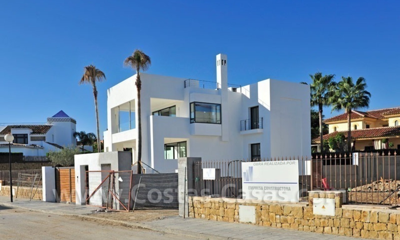 Villa moderne de luxe de style contemporaine à vendre sur la mille d' Or à Marbella 18