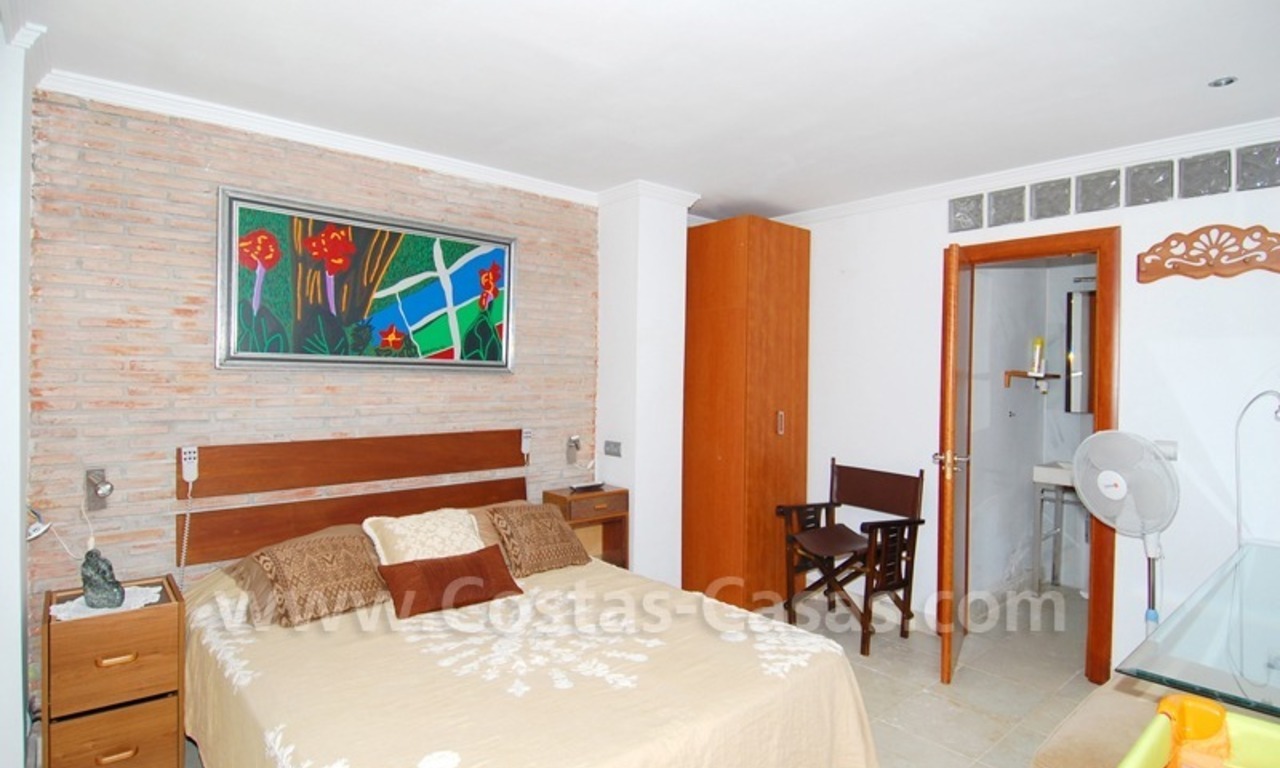 Villa à vendre dans une zone huppée de Nueva Andalucía, Marbella 20