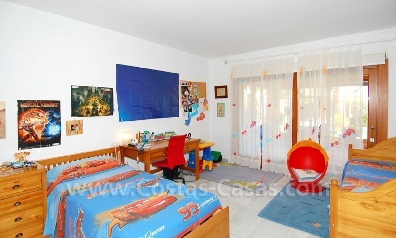 Villa à vendre dans une zone huppée de Nueva Andalucía, Marbella 21