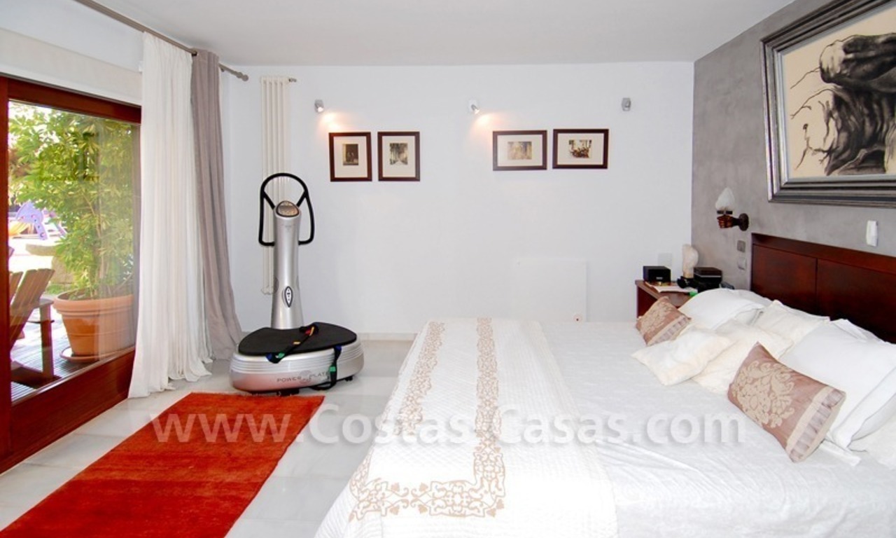 Villa à vendre dans une zone huppée de Nueva Andalucía, Marbella 23