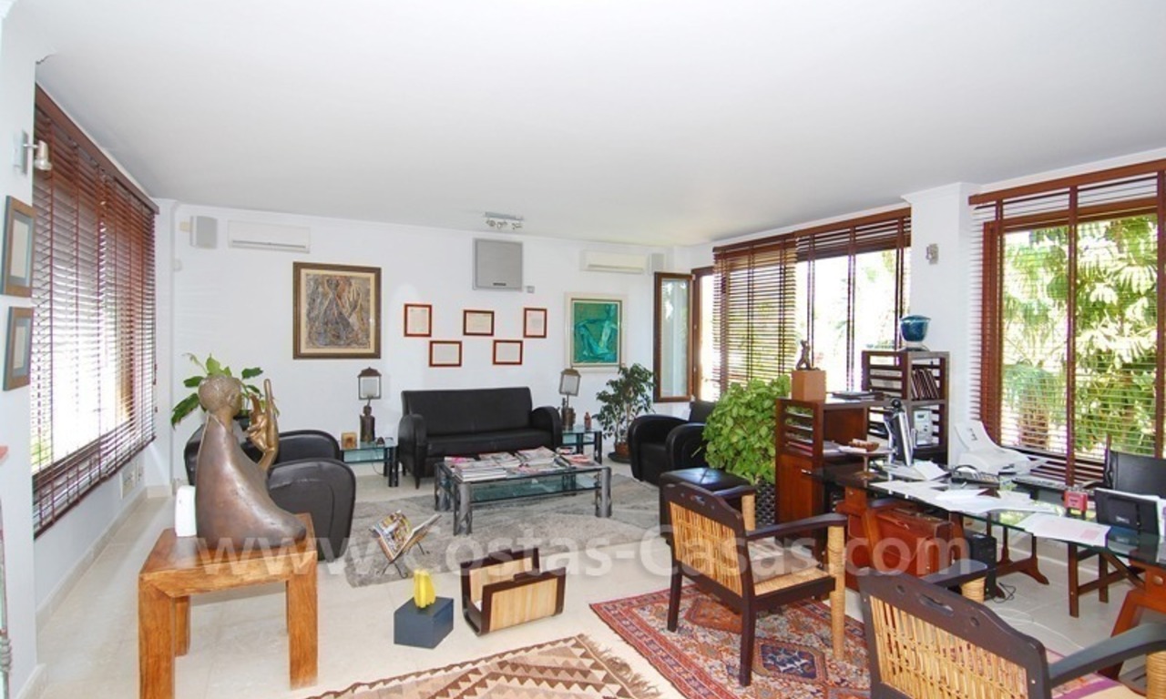 Villa à vendre dans une zone huppée de Nueva Andalucía, Marbella 28