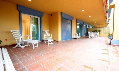 Appartement de plage de 4 chambres à vendre dans Marbella Est 