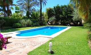 Villa de plage de style espagnol moderne à acheter à l' Est de Marbella 3