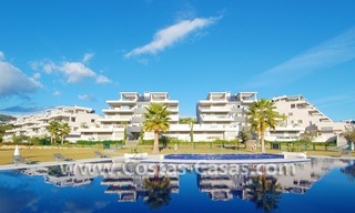 Nouveau penthouse luxueux de style contemporain à louer pour des vacances dans la zone de Marbella sur la Costa del Sol 2