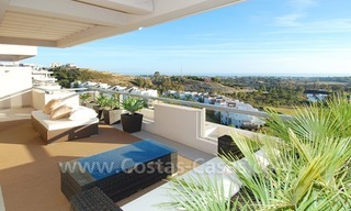 Nouveau penthouse luxueux de style contemporain à louer pour des vacances dans la zone de Marbella sur la Costa del Sol 11