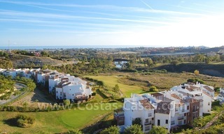 Nouveau penthouse luxueux de style contemporain à louer pour des vacances dans la zone de Marbella sur la Costa del Sol 18