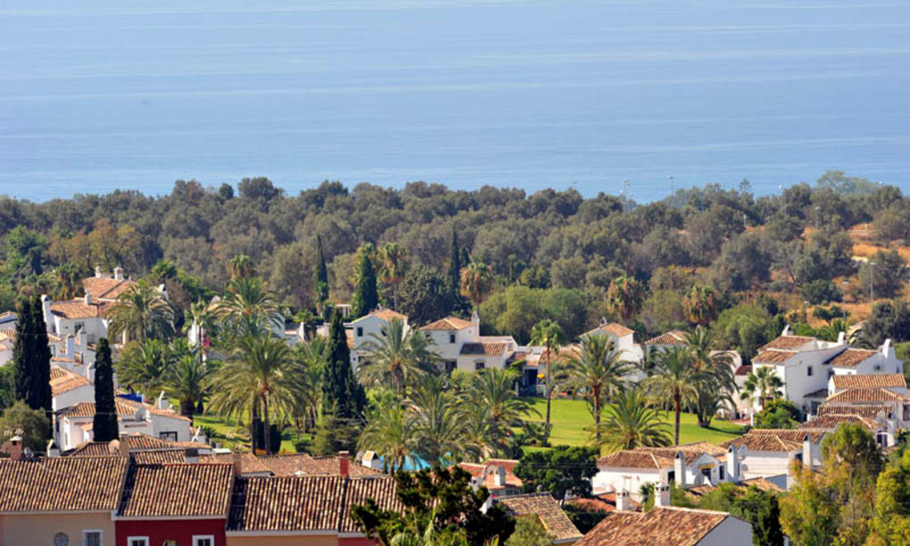 Maison jumelle récemment construite a vendre près du centre de Marbella - Costa del Sol 2