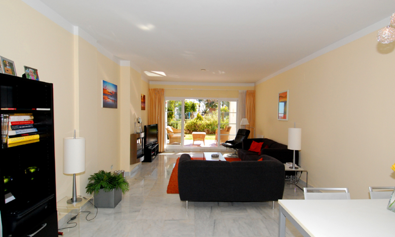 Appartement rez de chaussée en vente dans un complexe en première ligne de plage à Marbella 4