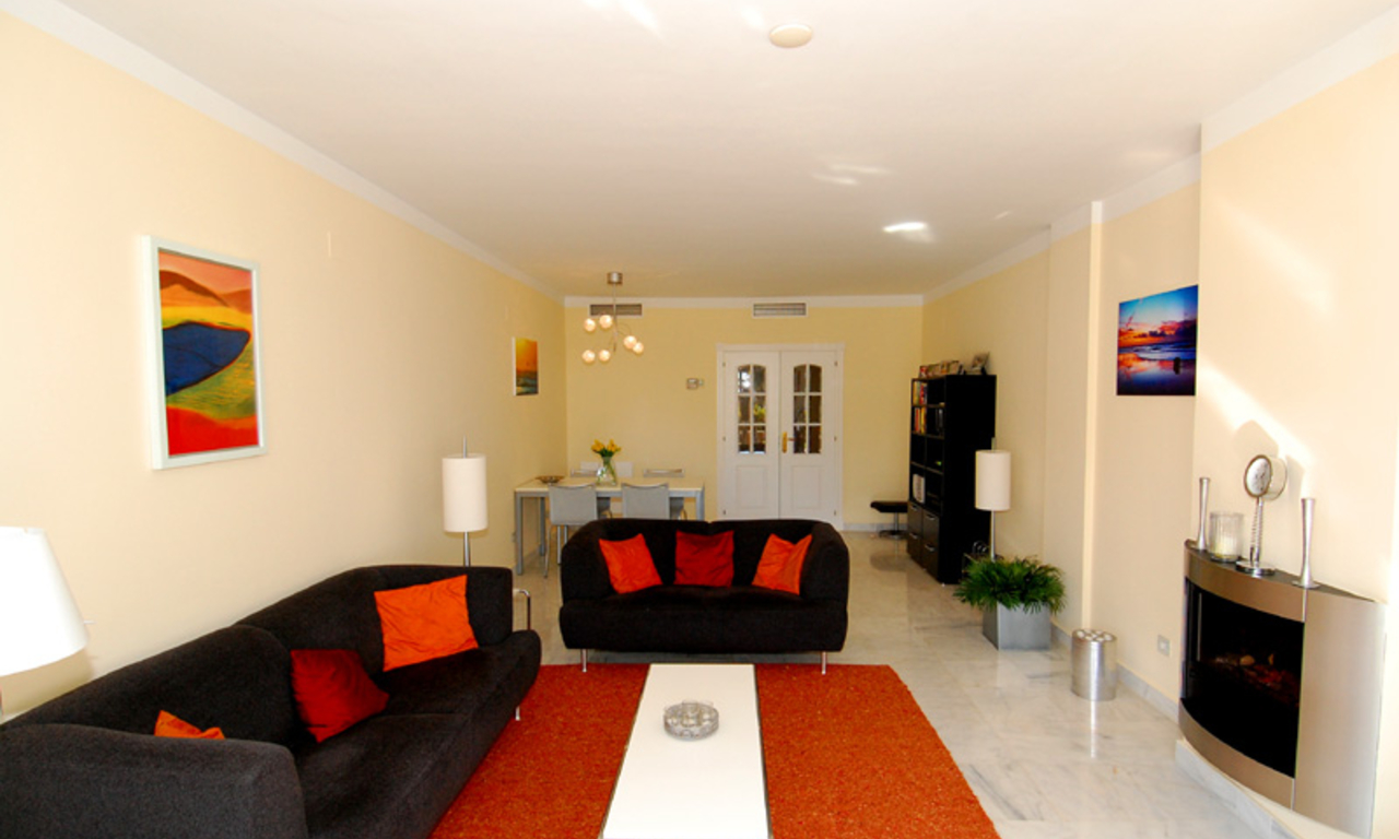 Appartement rez de chaussée en vente dans un complexe en première ligne de plage à Marbella 3