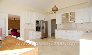 Nouvelle villa à vendre dans un complexe fermé dans la zone de Marbella - Benahavis sur la Costa del Sol 20