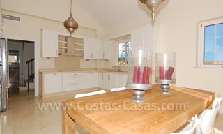 Nouvelle villa à vendre dans un complexe fermé dans la zone de Marbella - Benahavis sur la Costa del Sol 19