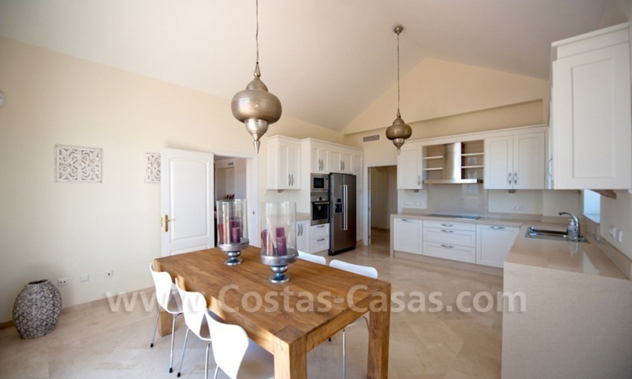 Nouvelle villa à vendre dans un complexe fermé dans la zone de Marbella - Benahavis sur la Costa del Sol 16