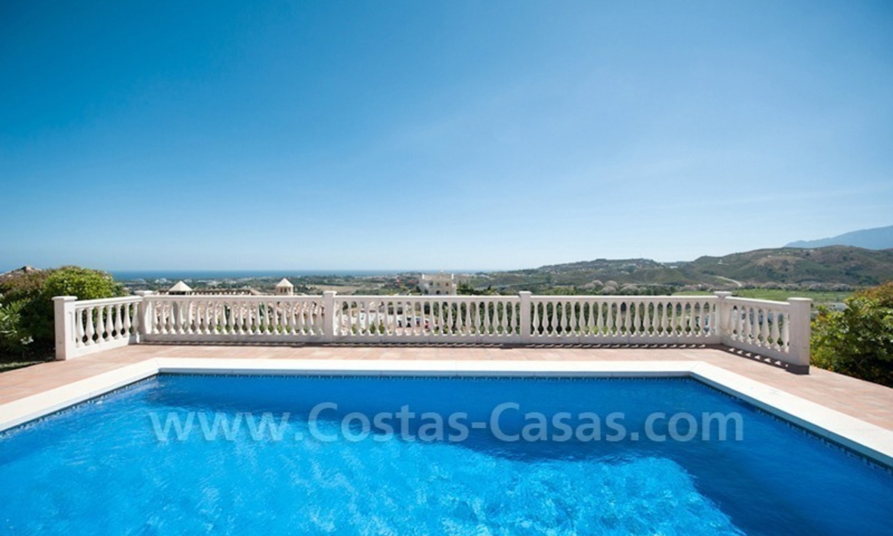 Nouvelle villa à vendre dans un complexe fermé dans la zone de Marbella - Benahavis sur la Costa del Sol 5