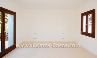 Confortable villa de luxe à acheter dans un complexe fermé dans la zone de Benahavis - Estepona - Marbella 13