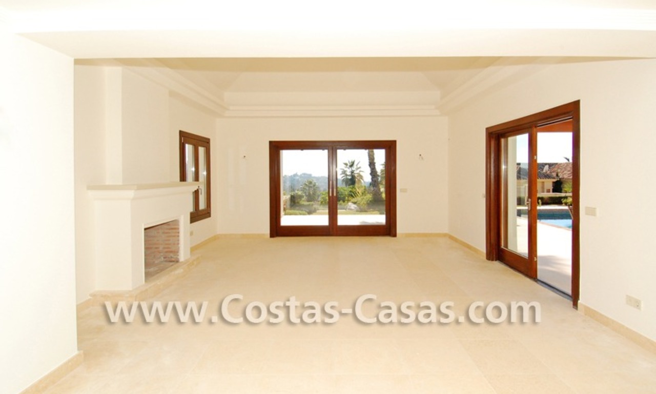 Confortable villa de luxe à acheter dans un complexe fermé dans la zone de Benahavis - Estepona - Marbella 7