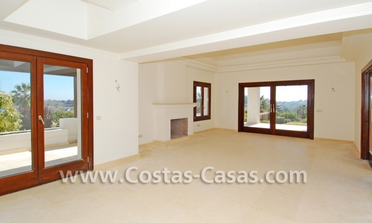 Confortable villa de luxe à acheter dans un complexe fermé dans la zone de Benahavis - Estepona - Marbella 8