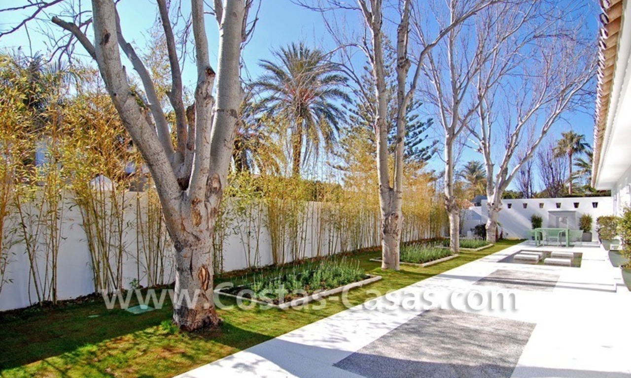 Villa andalouse moderne à vendre près de la plage à Marbella 8