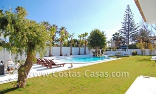 Villa andalouse moderne à vendre près de la plage à Marbella 5