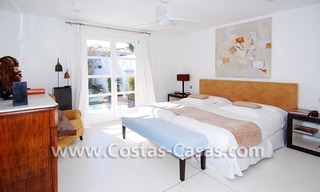 Villa andalouse moderne à vendre près de la plage à Marbella 25