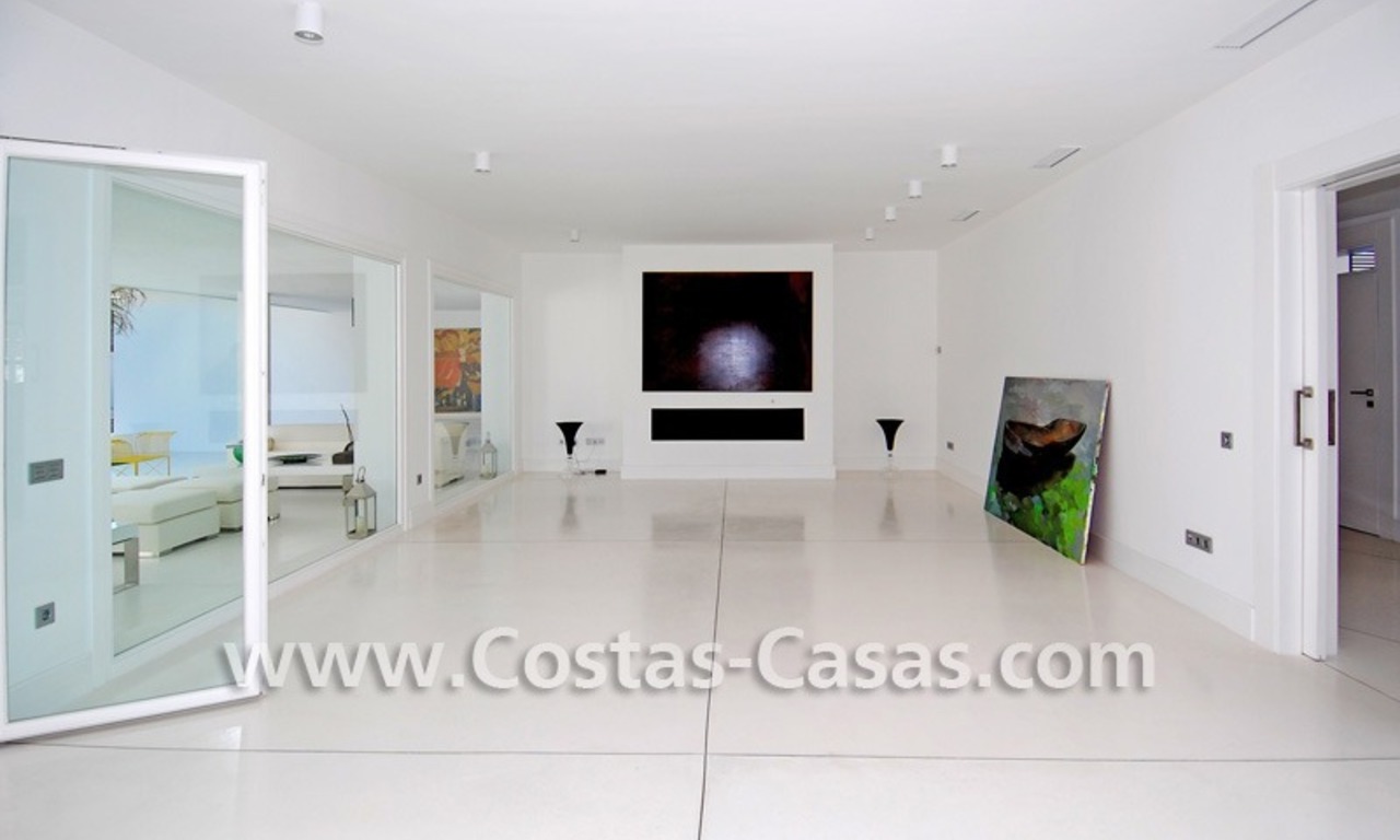 Villa andalouse moderne à vendre près de la plage à Marbella 13