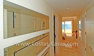 Appartement de luxe en première ligne de plage à vendre dans un complexe exclusif,Nouvelle Mille d' Or, Marbella - Estepona 17