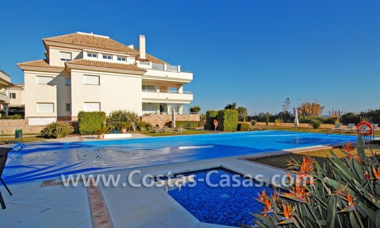 Appartement de luxe en première ligne de plage à vendre dans un complexe exclusif,Nouvelle Mille d' Or, Marbella - Estepona 24