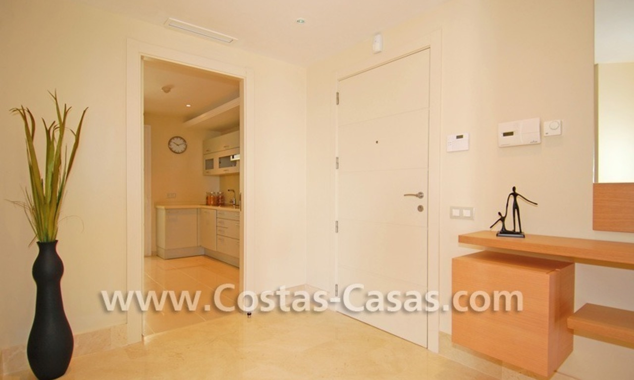 Appartement de luxe en première ligne de plage à vendre dans un complexe exclusif,Nouvelle Mille d' Or, Marbella - Estepona 12