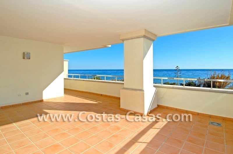 Appartement de luxe en première ligne de plage à vendre dans un complexe exclusif,Nouvelle Mille d' Or, Marbella - Estepona