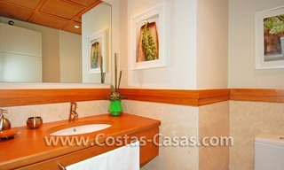 Appartement de luxe en première ligne de plage à vendre dans un complexe exclusif,Nouvelle Mille d' Or, Marbella - Estepona 13
