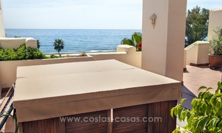 Appartement penthouse de luxe à vendre, complexe en première ligne de plage, Nouvelle Mille d’Or, Marbella - Estepona 22519 