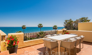 Appartements et penthouses de luxe à vendre, complexe en première ligne de plage, Nouvelle Mille d’Or, Marbella - Estepona 795145 
