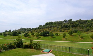 Villa moderne de style andalou en première ligne de golf à acheter à Marbella - Benahavis 6
