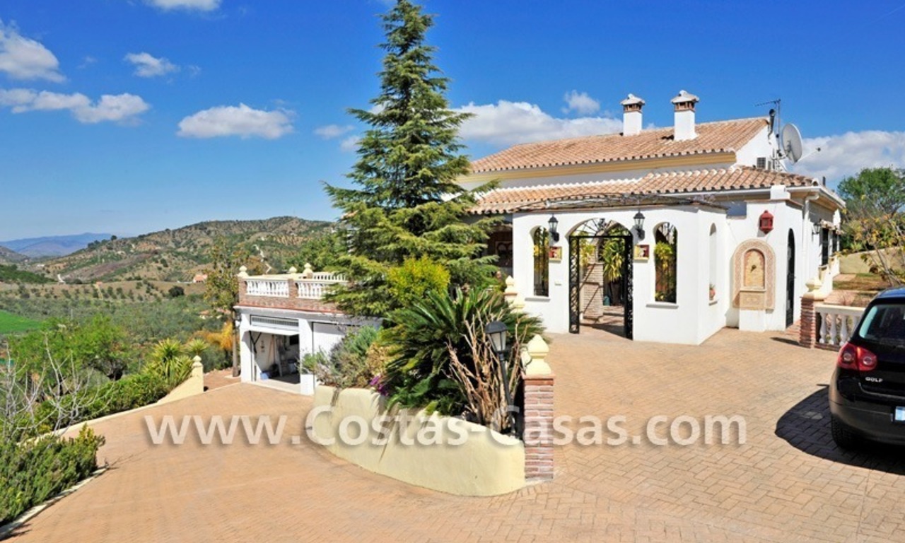 Villa - terrain - propriété de campagne à vendre à Monda sur la Costa del Sol, Andalucía, Espagne du sud 2