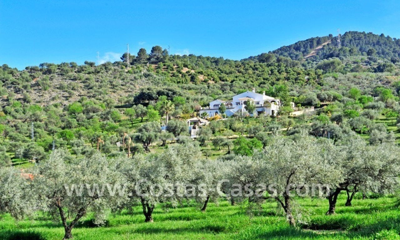 Villa - terrain - propriété de campagne à vendre à Monda sur la Costa del Sol, Andalucía, Espagne du sud 1