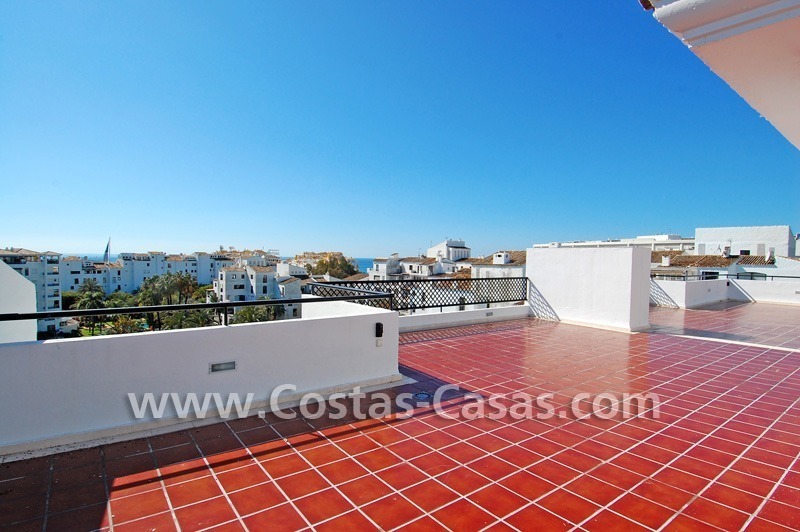 Double appartement penthouse à acheter dans le centre de Puerto Banus, Marbella